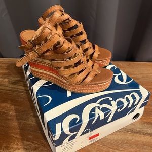 New with box! Lucky Brand LK-Labelle Wedges